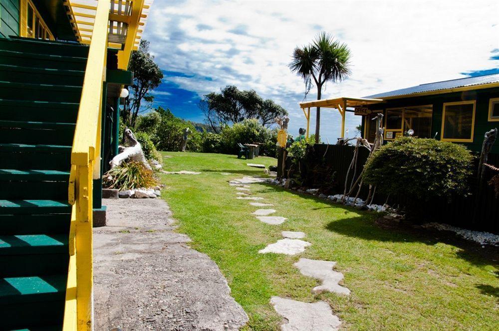 Punakaiki Beach Hostel ภายนอก รูปภาพ