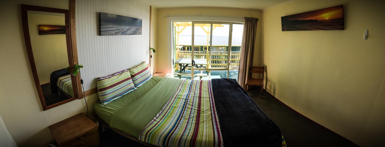 Punakaiki Beach Hostel ภายนอก รูปภาพ