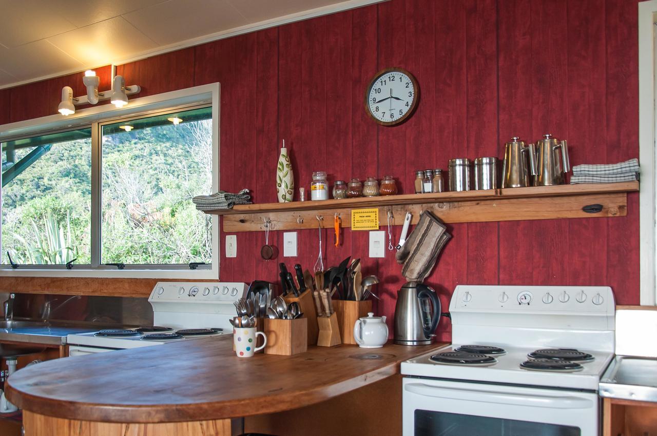 Punakaiki Beach Hostel ภายนอก รูปภาพ
