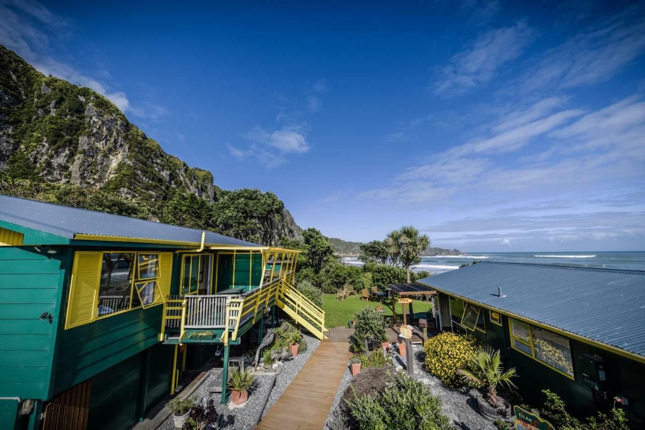 Punakaiki Beach Hostel ภายนอก รูปภาพ